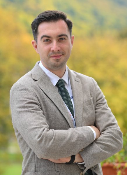 Asist. Univ. Dr. Alexandru Herdea
