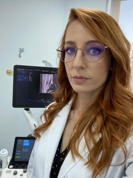 Dr. Iulia Tevanov